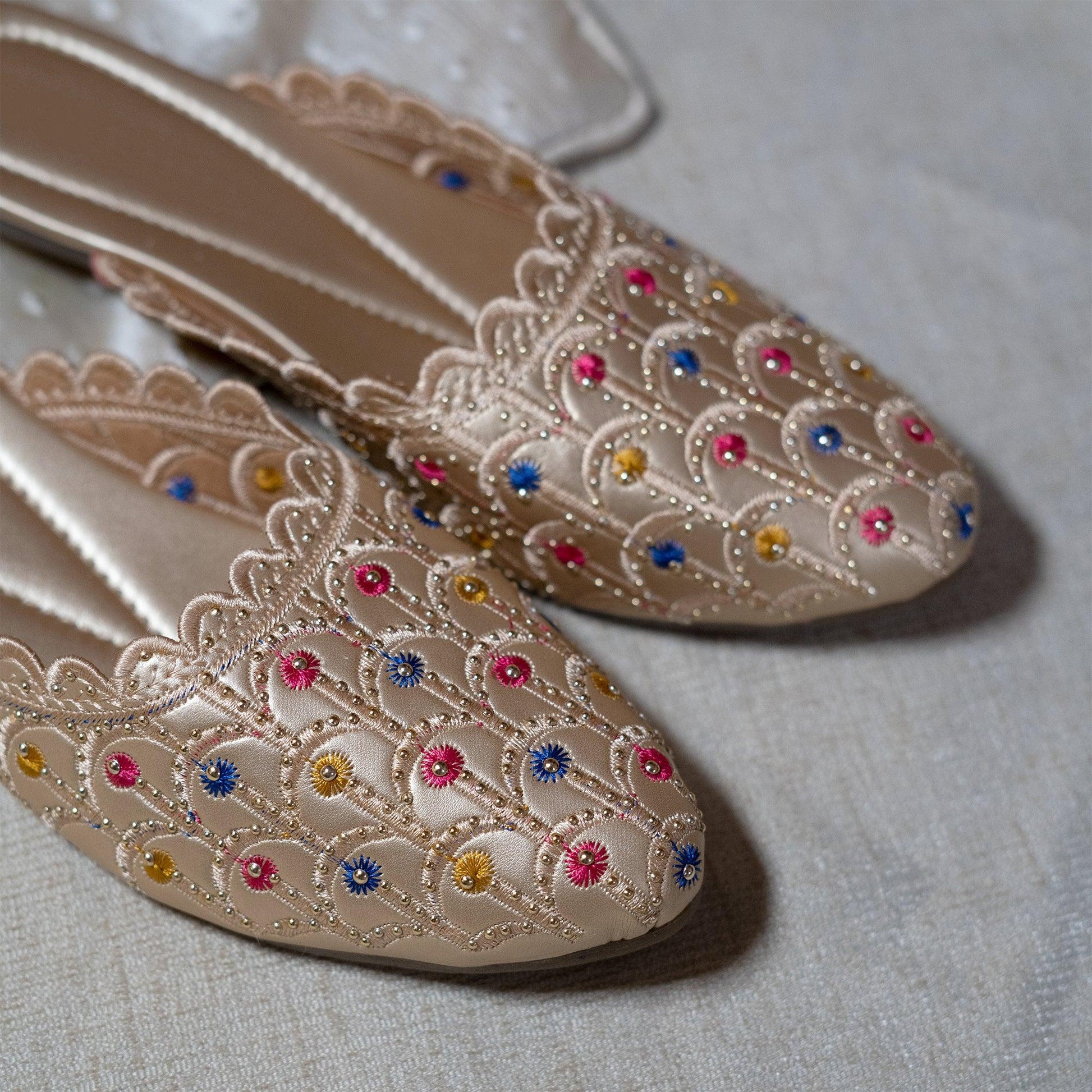 Rang-e-Sunehri Belly - Walking Moon