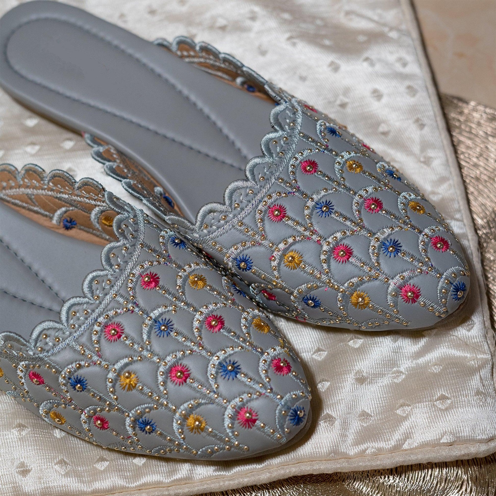 Chandni Bagh Belly - Walking Moon