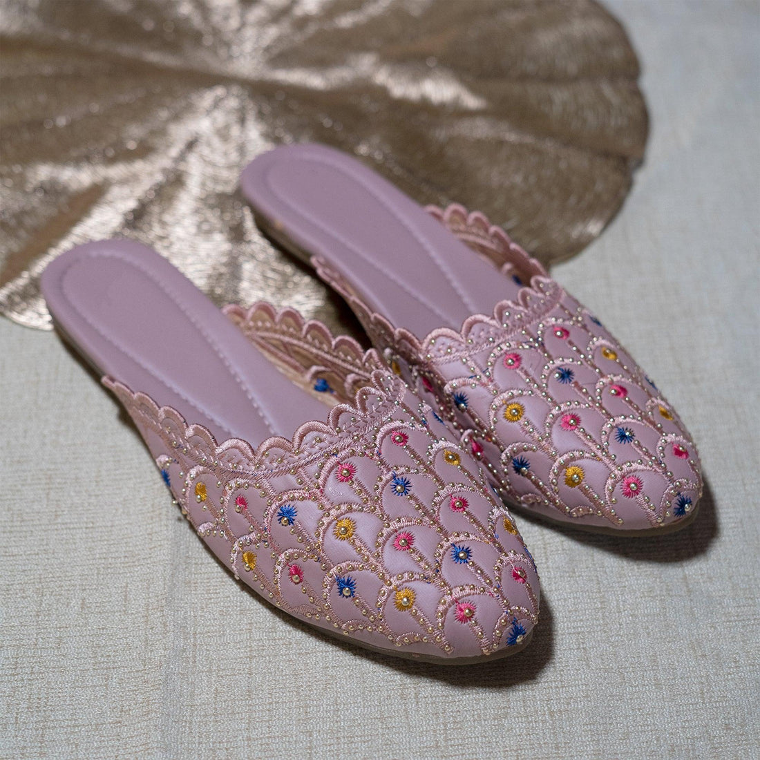 Gulabi Phoolwari Belly - Walking Moon