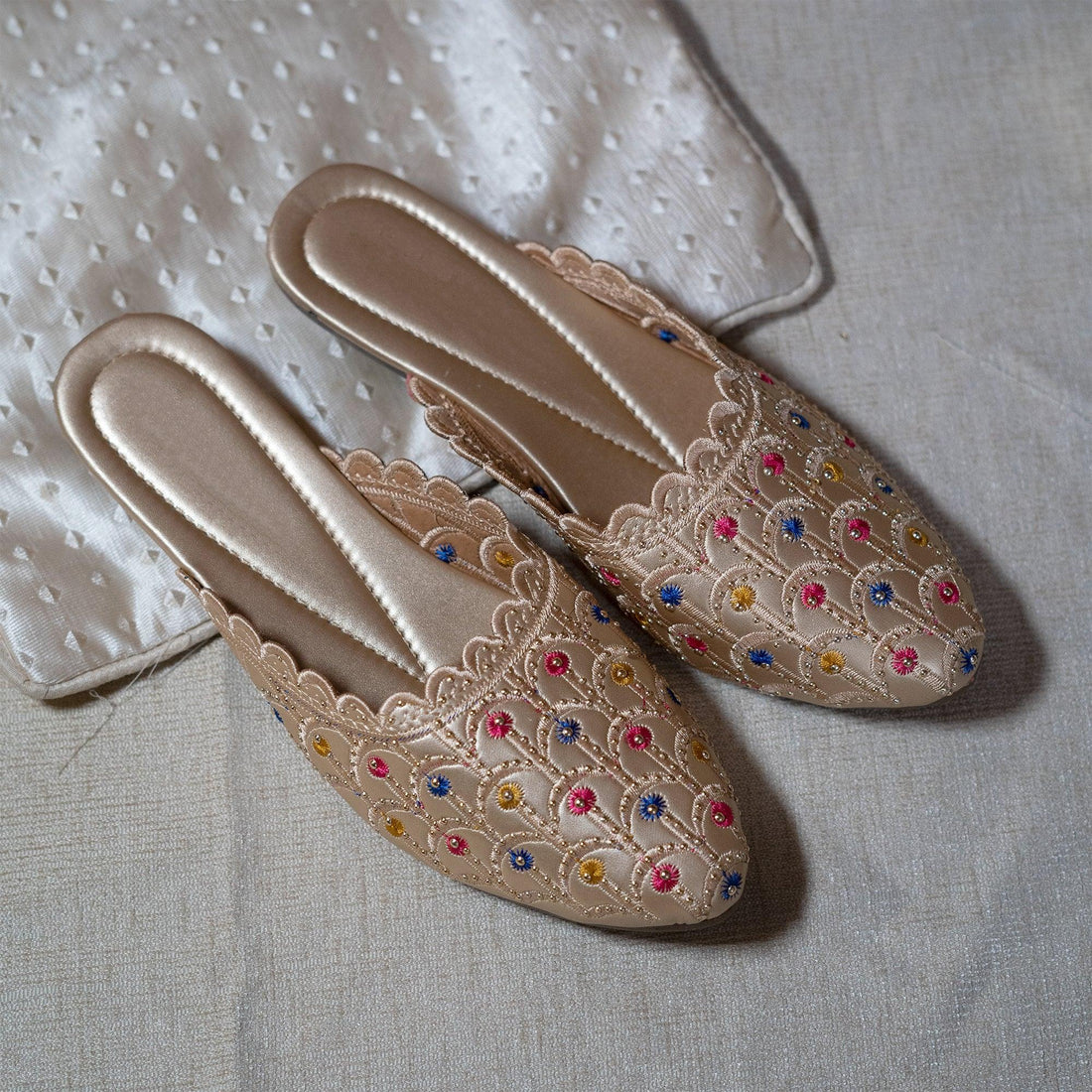 Rang-e-Sunehri Belly - Walking Moon